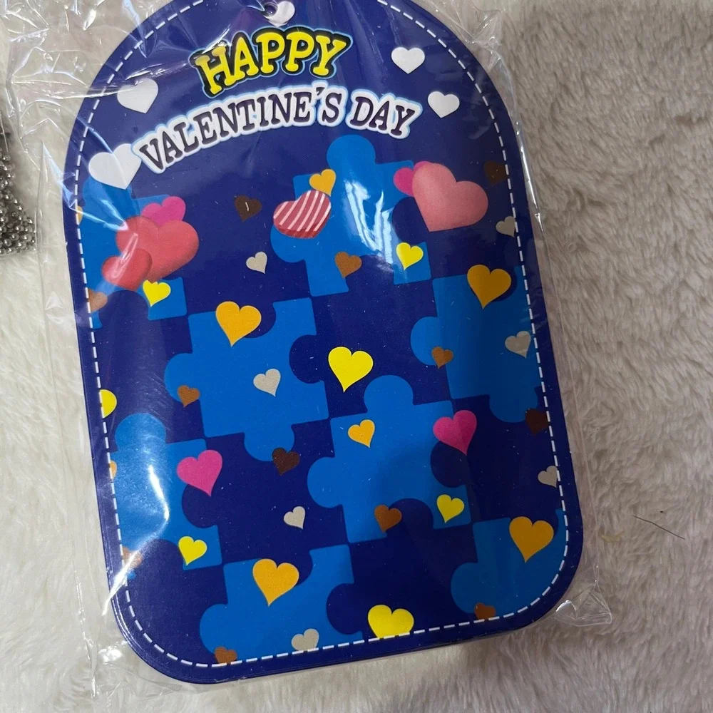 28 Pcs Valentines Day Puzzle Piece Keychain Set with Cards and Bags School Gift